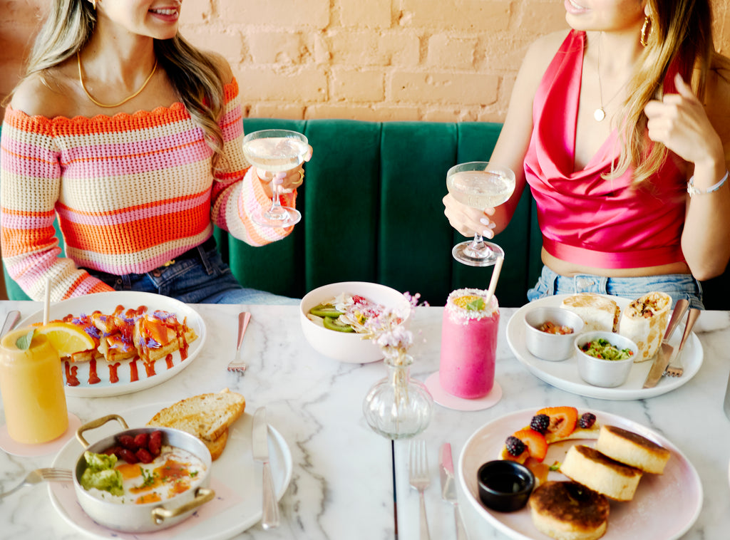 BOTTOMLESS BRUNCH, 90 minutes of unlimited Prosecco in belgravia, located 5 minutes from victoria station london 